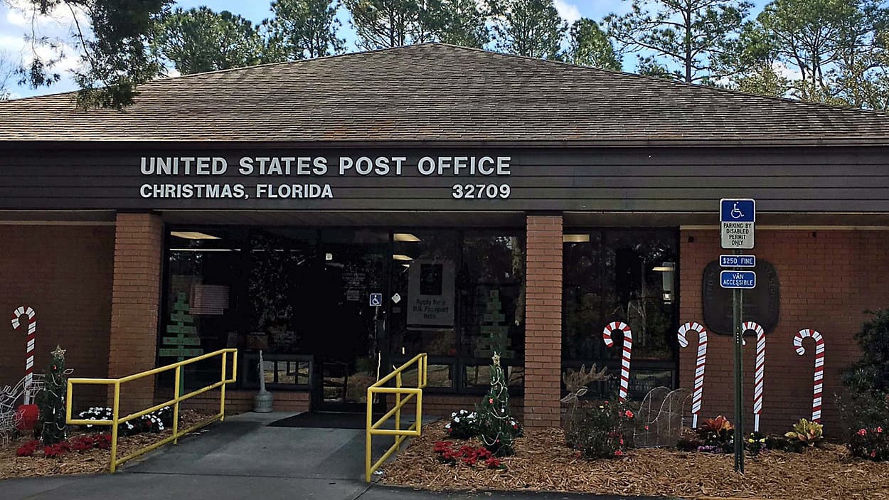 Una Oficina de Correos de Estados Unidos en Christmas, Florida, 32709